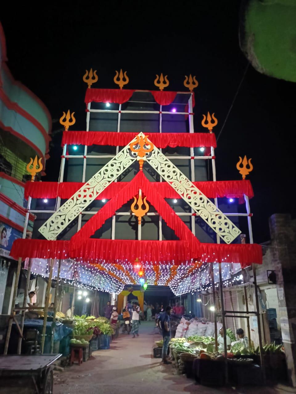 ভাঙ্গুড়ায় শুরু শারদীয় দুর্গোৎসব, মন্দিরে মন্দিরে বর্ণিল আলোকসজ্জা
